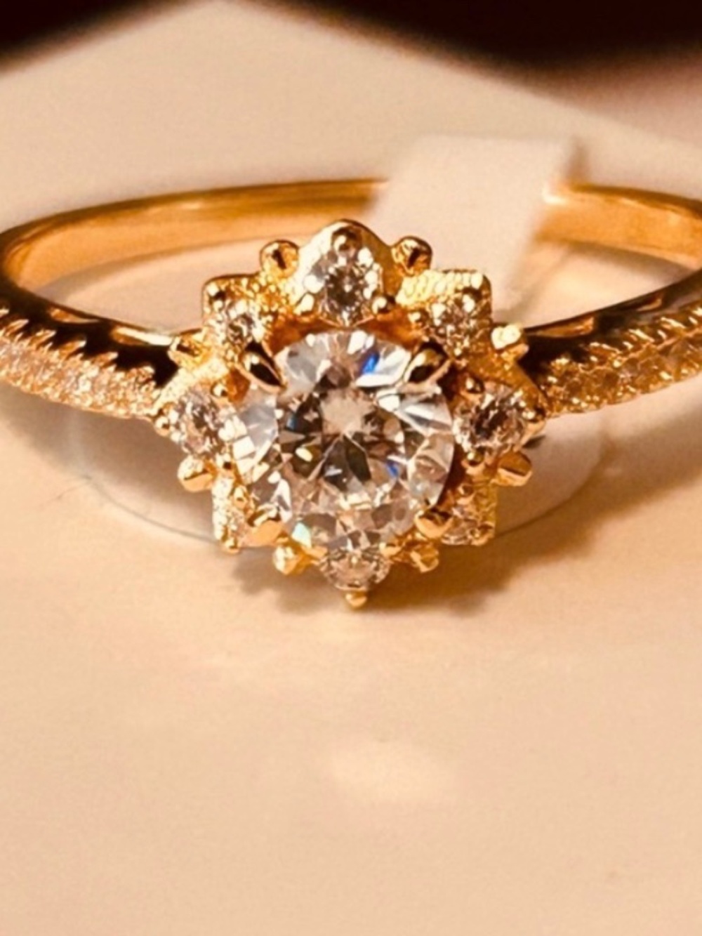 Moissanite Halo Floral Ring – Size 8 925 Sterling Silver Gold platted